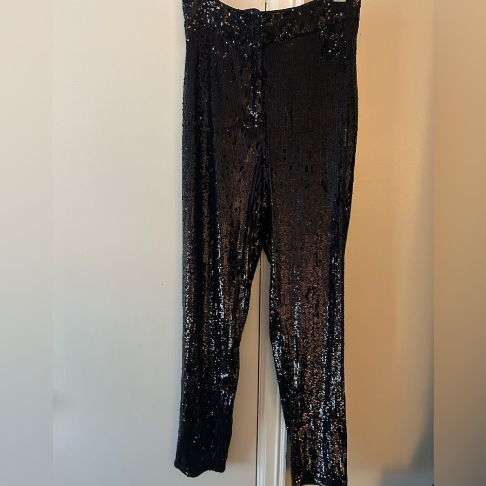 Express black sequin straight leg pant size small NWT